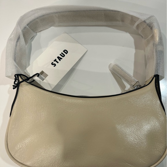 New • STAUD Owen bag in cream - Picture 9 of 11
